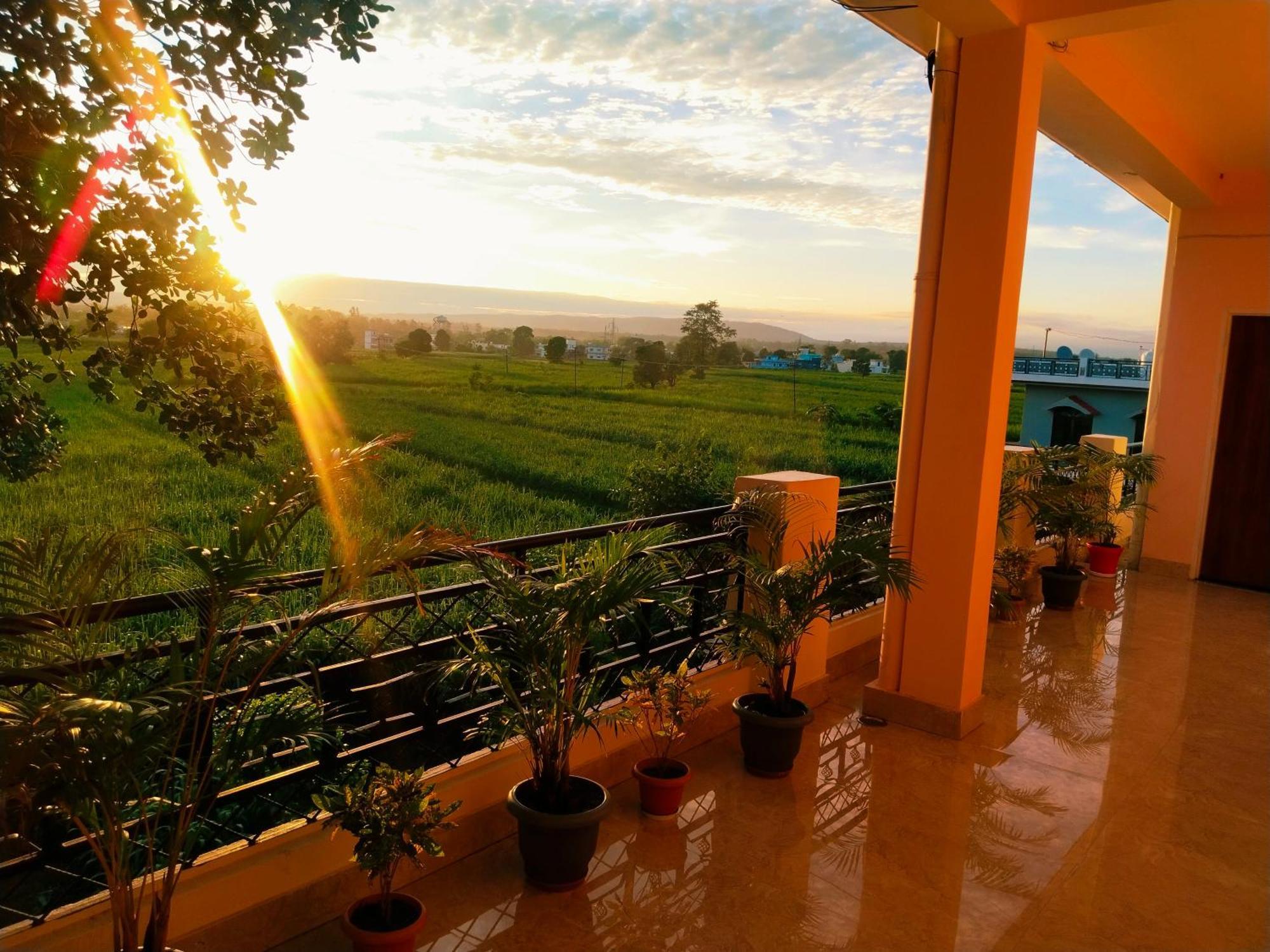 Airport Luxury Nature Homestay- Near Jolly Grant Airport Dehradun Doiwala Exterior photo